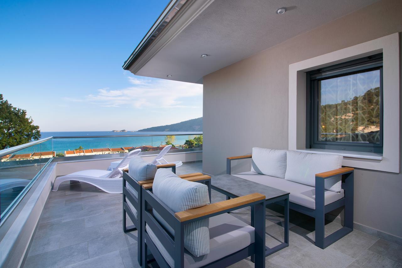 Semiramis Luxury Suites Chrysi Ammoudia Exterior photo